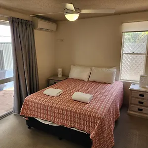 Capeview - Right On Kings Aparthotel Caloundra